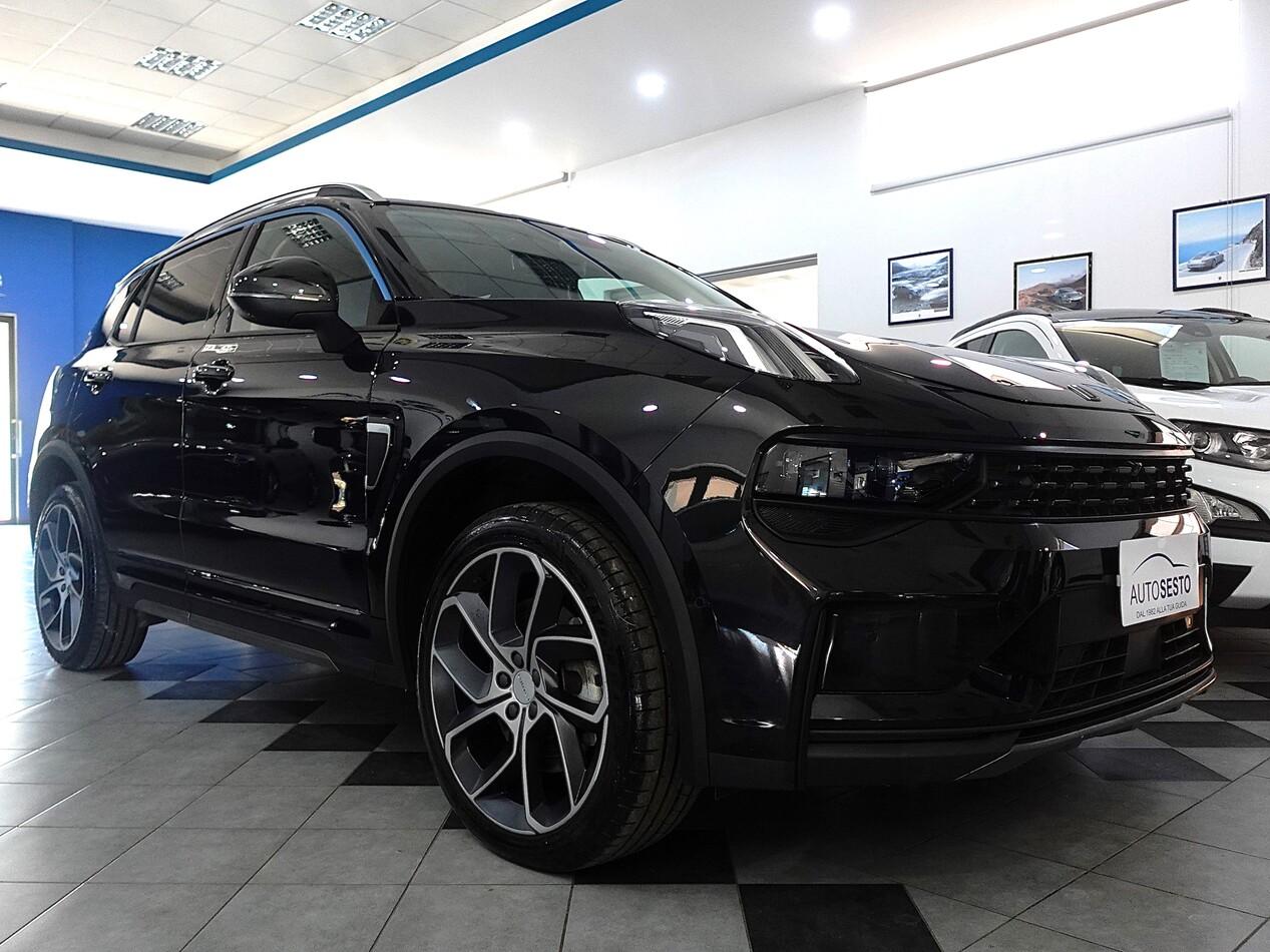 Lynk and Co 01 1.5 BZ 261 CV PHEV 01