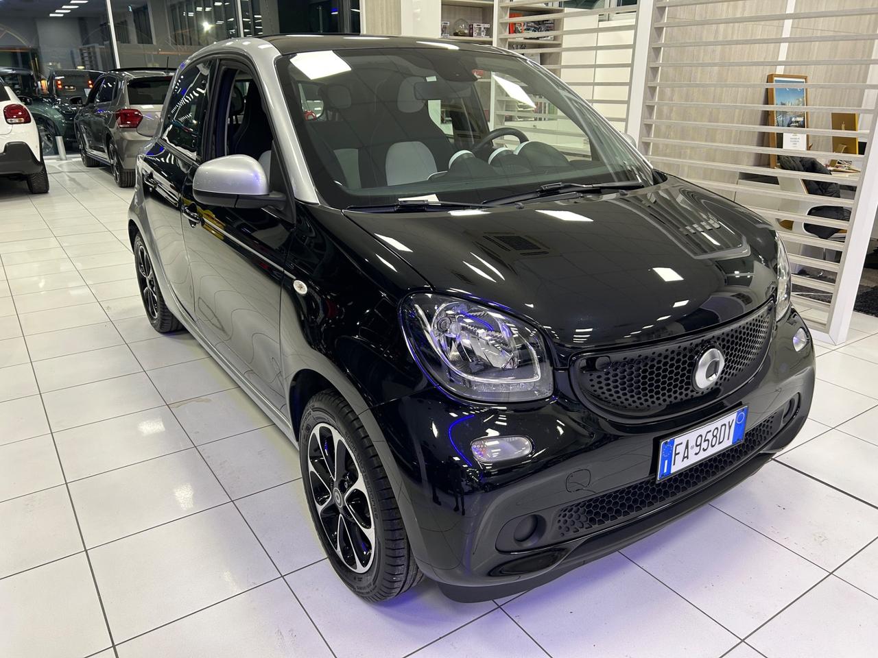 Smart ForFour 70 1.0 twinamic Passion Neopatentati