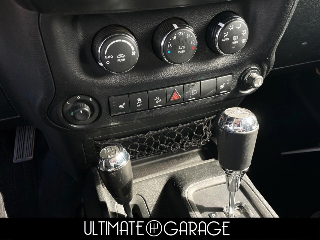 Jeep Wrangler Unlimited 2.8 CRD DPF Sahara Auto Euro5+