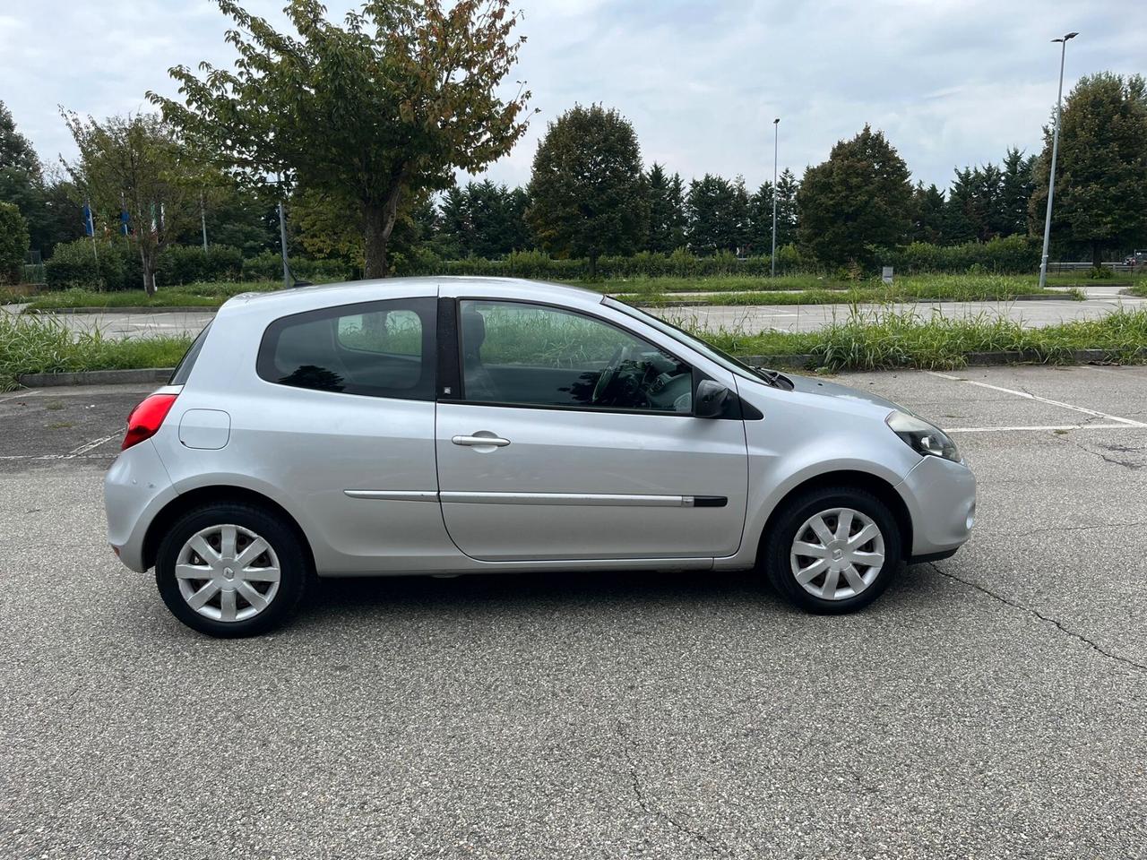 Renault Clio 1.2 16V 3 porte GPL Dynamique