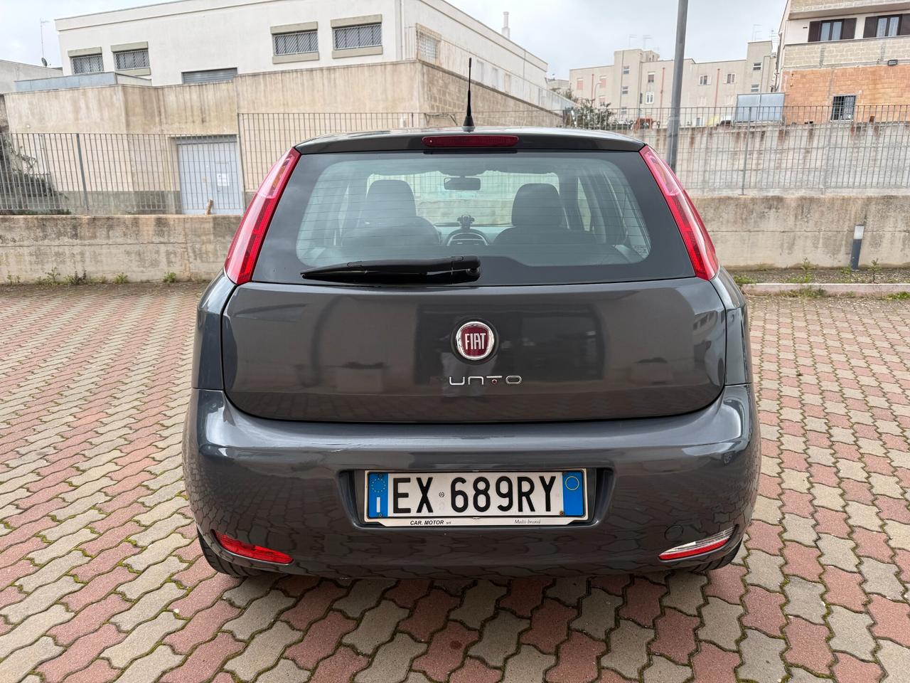 Fiat Punto 1.3 MJT II 75 CV 5 porte Street