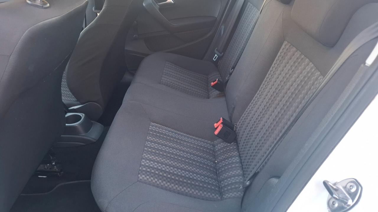 VOLKSWAGEN POLO 1.4 TDI 5p. Comfortline