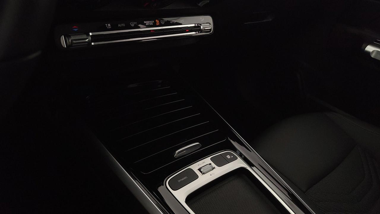 Mercedes-Benz GLB 180 d Progressive Advanced auto