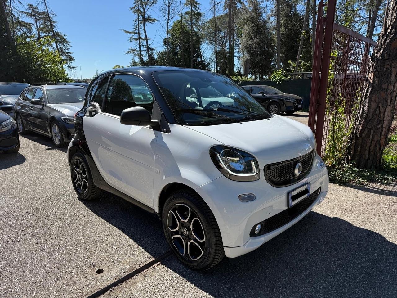 Smart ForTwo 90 0.9 Turbo twinamic Superpassion NAVI LED *PROMO*