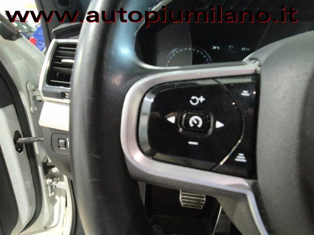 VOLVO XC90 B5 (d) AWD Geartronic 7 posti R-design