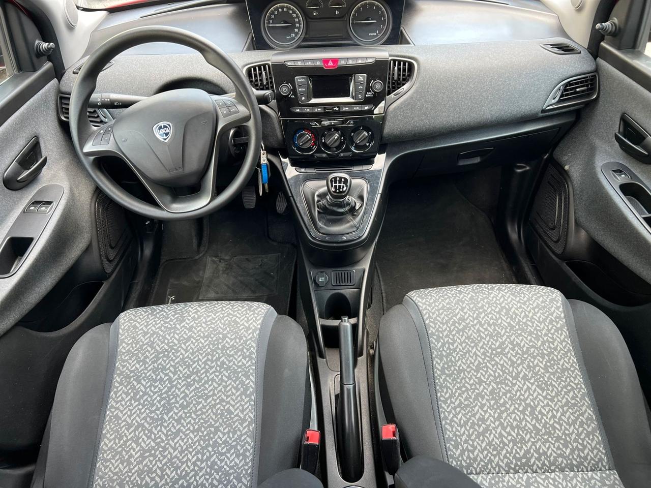 LANCIA YPSILON 1.0 FIREFLY S&S HYBRID ECOCHIC GOLD