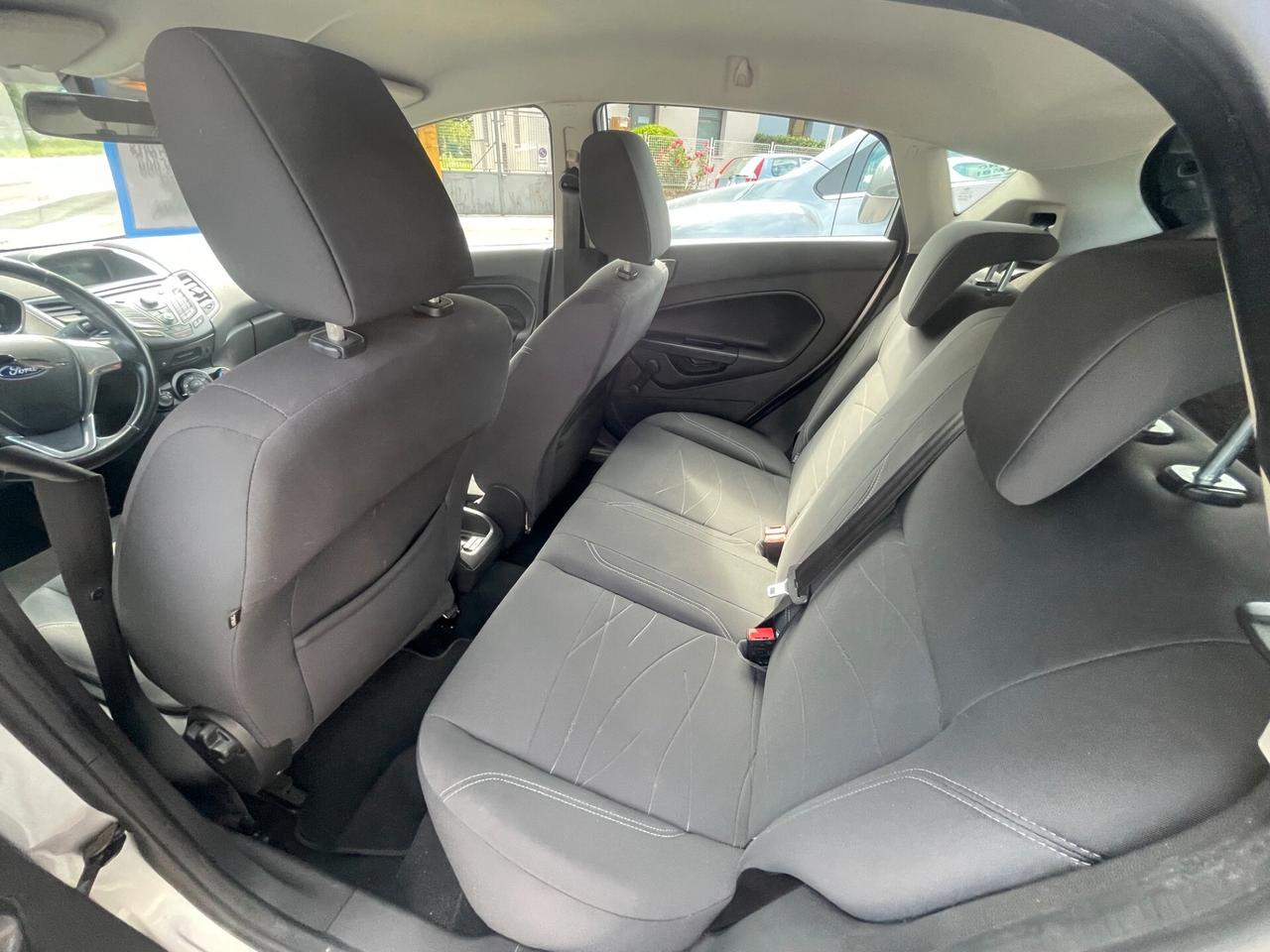 Ford Fiesta 1.5 TDCi 75CV 5 porte Titanium