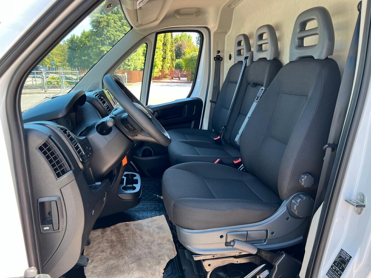 Fiat Ducato 35 2.2 Mjt 140CV PLM-TM Furgone con RAMPA DI CARICO