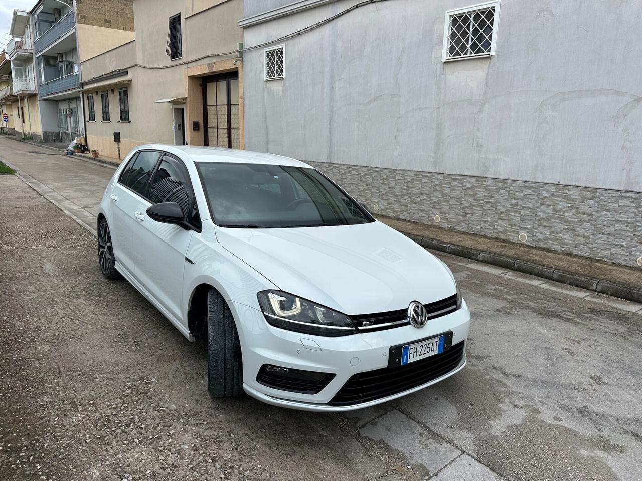 Volkswagen Golf 7.5 R-Line 1.6 Diesel 110 Cv
