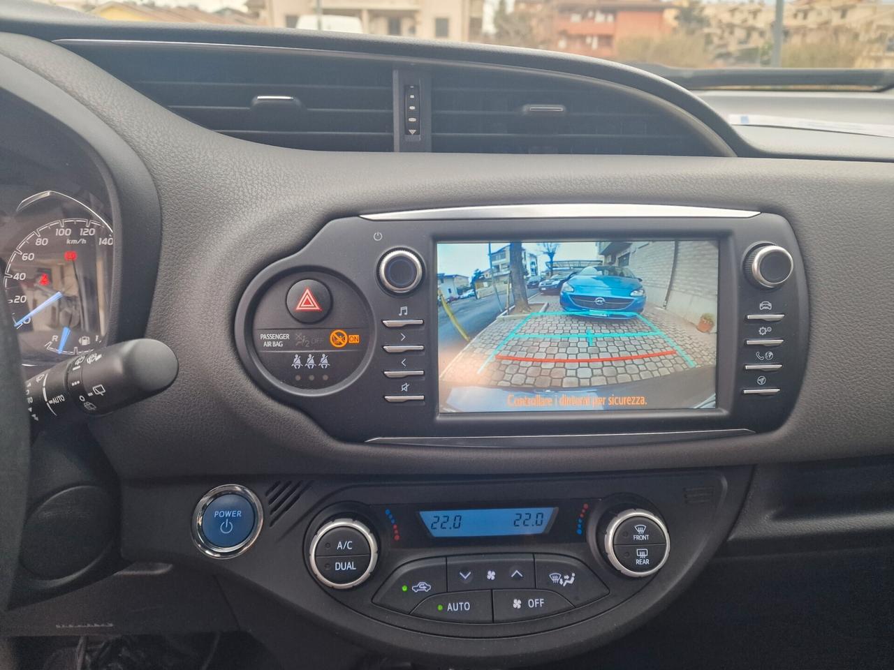 Toyota Yaris 1.5 Hybrid 5 porte Lounge