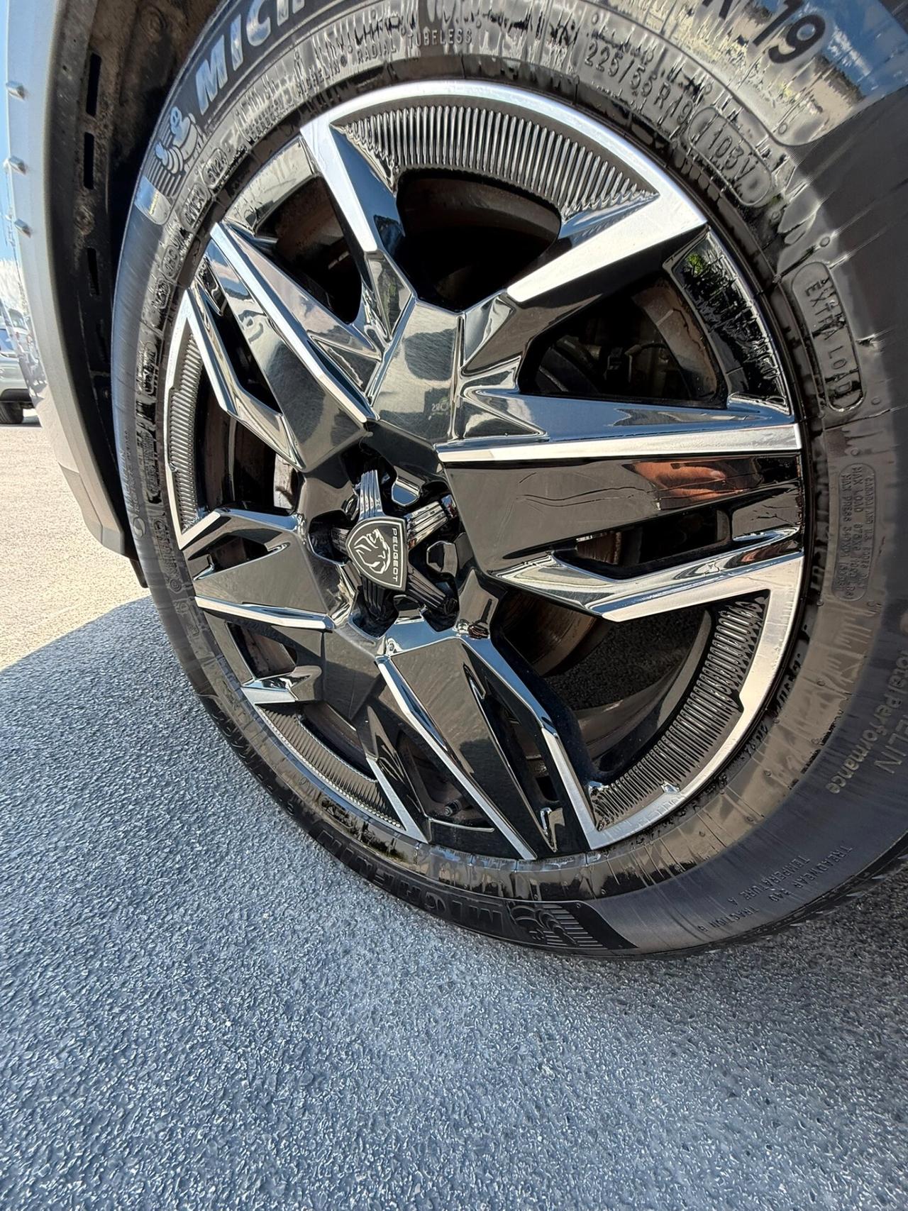 Peugeot 3008 Hybrid 136 e-DCS6 Allure 02/2025