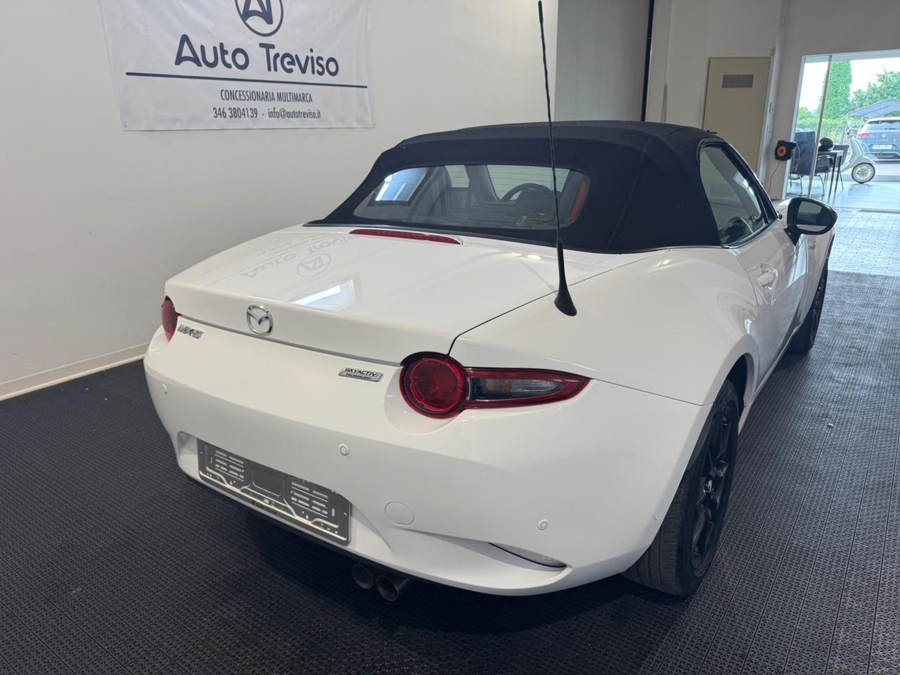 Mazda MX-5 1.5L Skyactiv-G Exceed - Servicebook Mazda