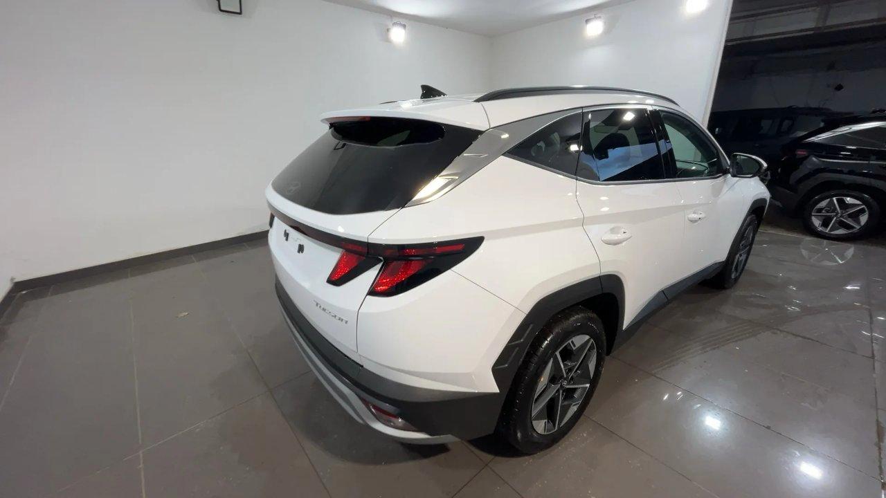 Hyundai Tucson 1.6 crdi 48V Business 2wd dct