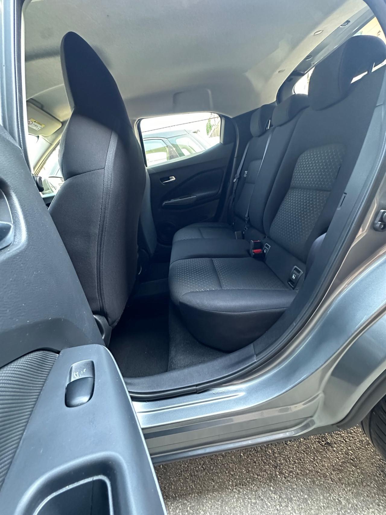 Nissan Juke 1.0 DIG-T 114 CV N-Connecta