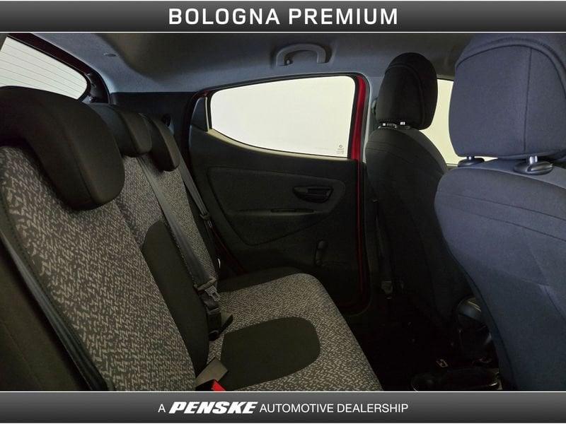 Lancia Ypsilon Ypsilon 1.0 FireFly 5 porte S&S Hybrid Silver