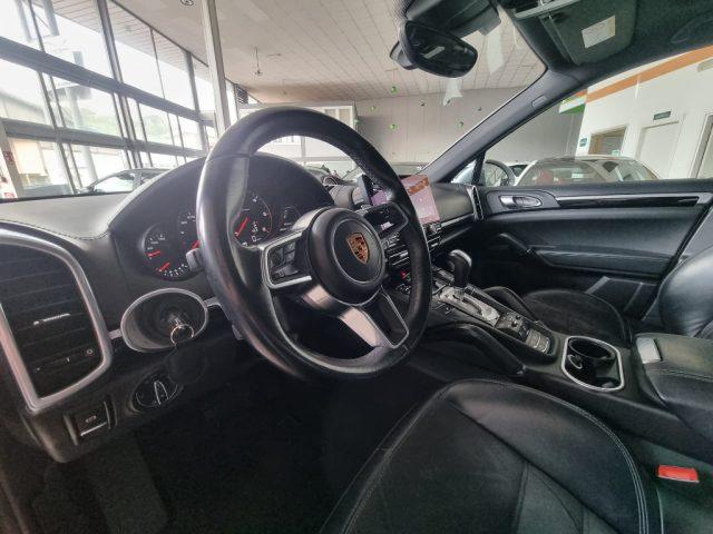 PORSCHE Cayenne 3.0 Diesel Platinum Edition