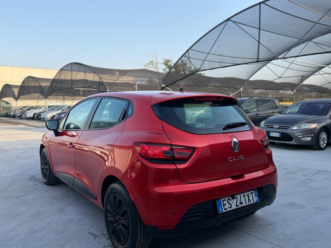 Renault Clio 1.2 73CV