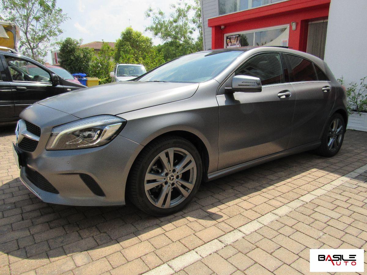 MERCEDES - Classe A - A 200 d Automatic 4Matic Premium