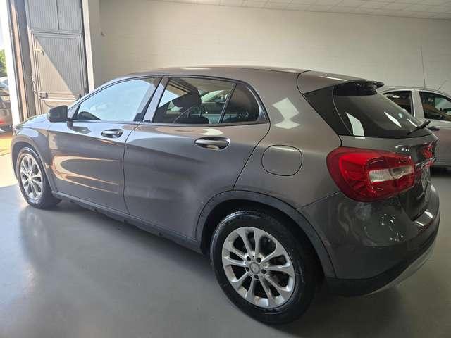 Mercedes-Benz GLA 180 GLA 180 d (cdi) Executive auto