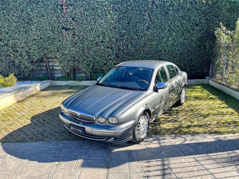 Jaguar X-Type 2.2d Executive NAVI/PELLE