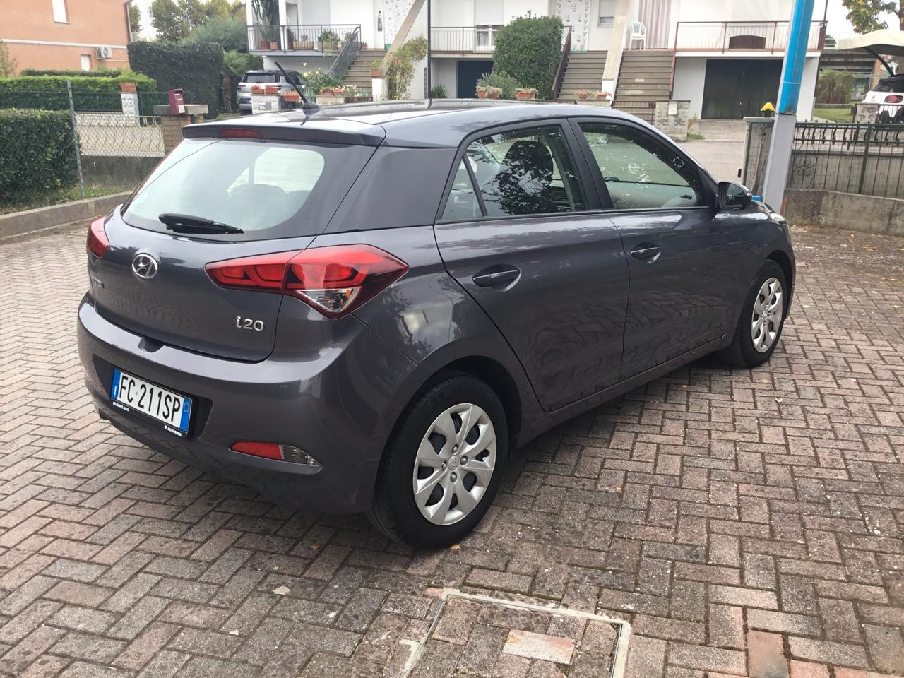Hyundai i20 1.2 5 porte Classic