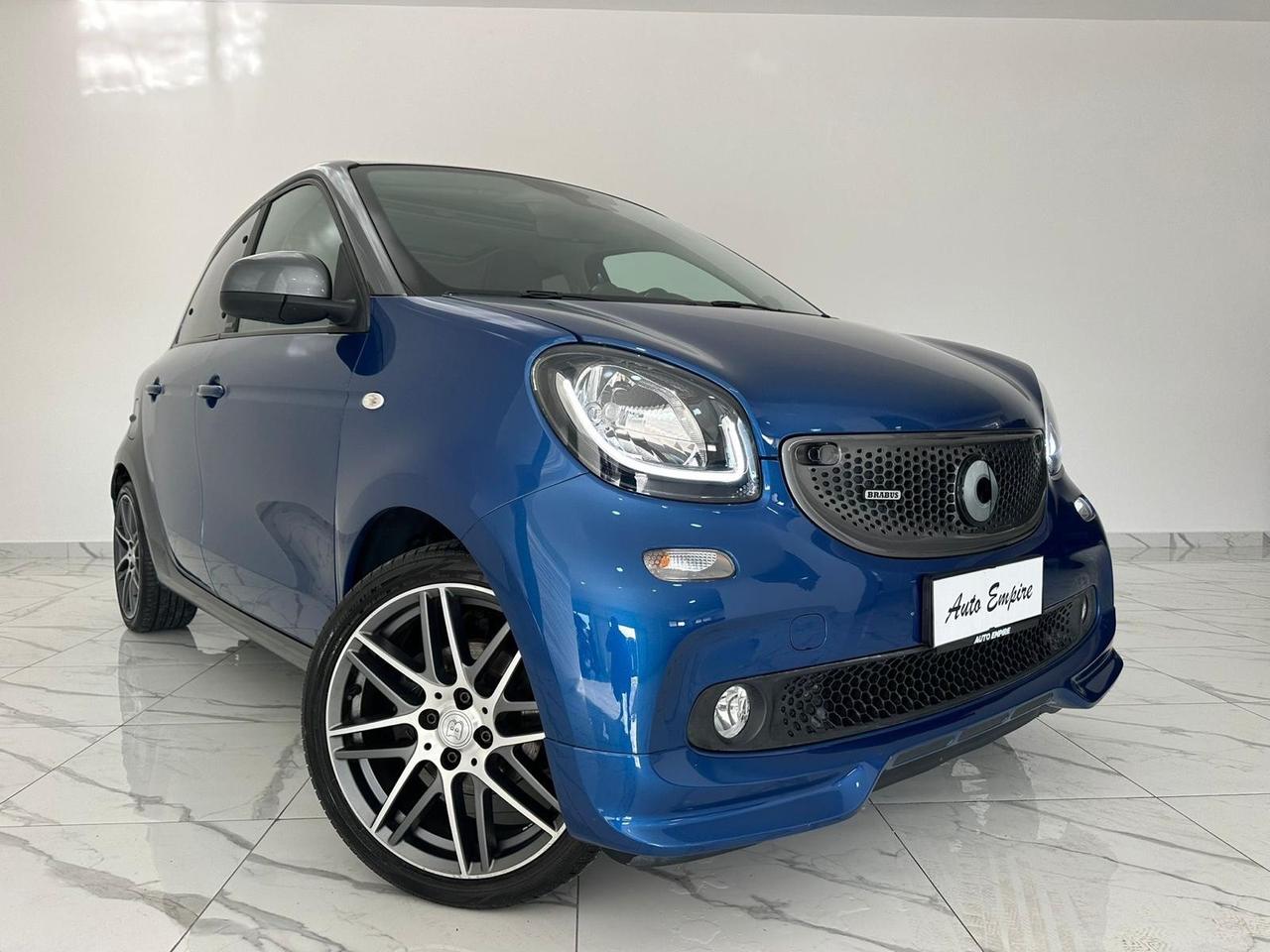 SMART FORFOUR BRABUS XCLUSIVE 109 CV 25.000 KM TETTO/JBL/PANORAMA