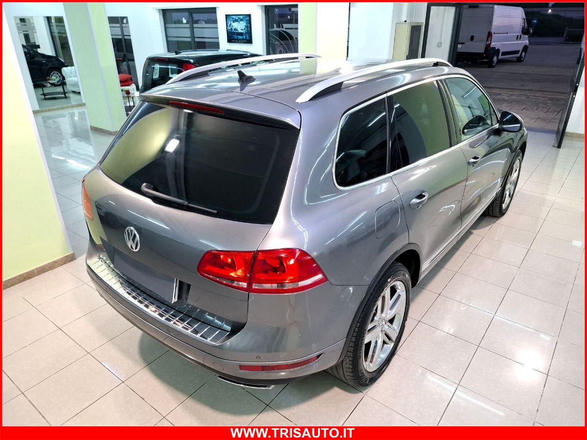 VOLKSWAGEN Touareg 3.0 V6 TDI Tiptronic (XENO+PELLE+NAVI)