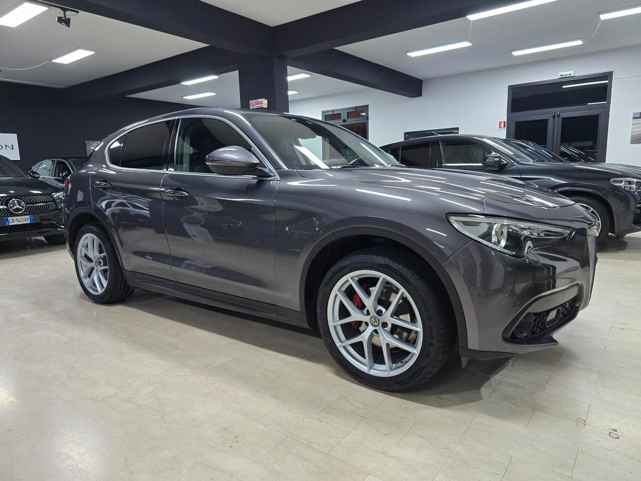 Alfa Romeo Stelvio 2.2 Turbodiesel 210 CV AT8 Q4 Executive