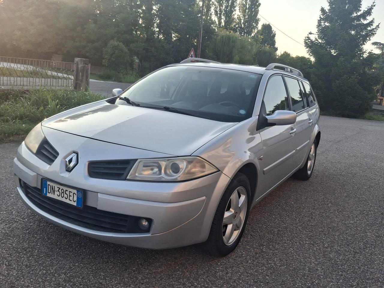 Renault Megane Mégane 1.5 dCi/85CV Grandtour Serie Speciale