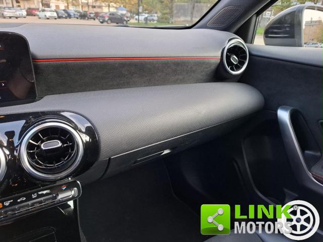 MERCEDES-BENZ A 200 d Automatic Premium