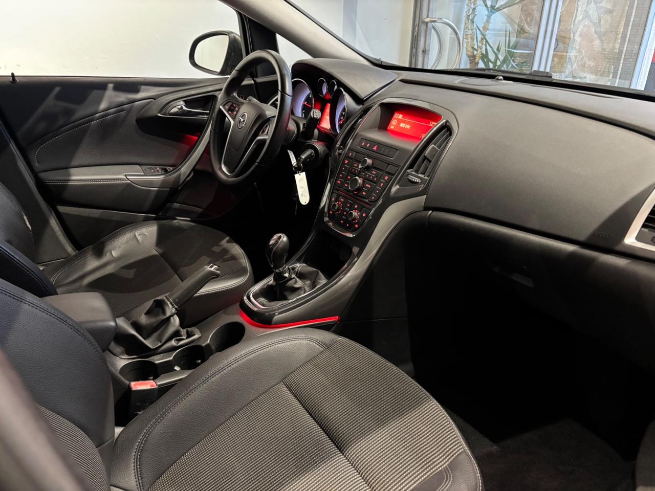 Opel Astra 1.7 CDTI 110CV Sports Tourer Cosmo