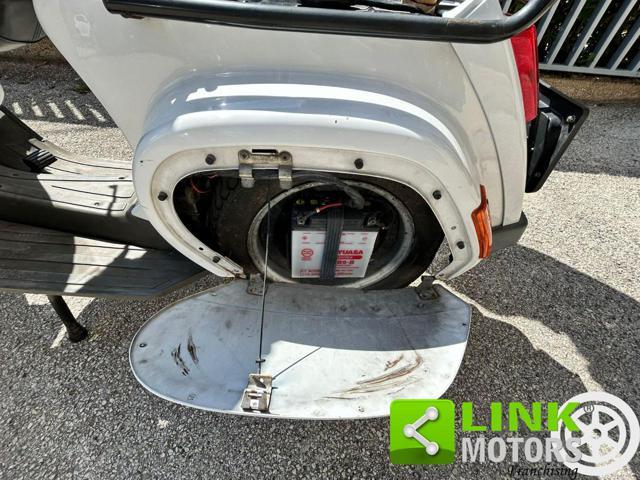 PIAGGIO Vespa 50 HP .