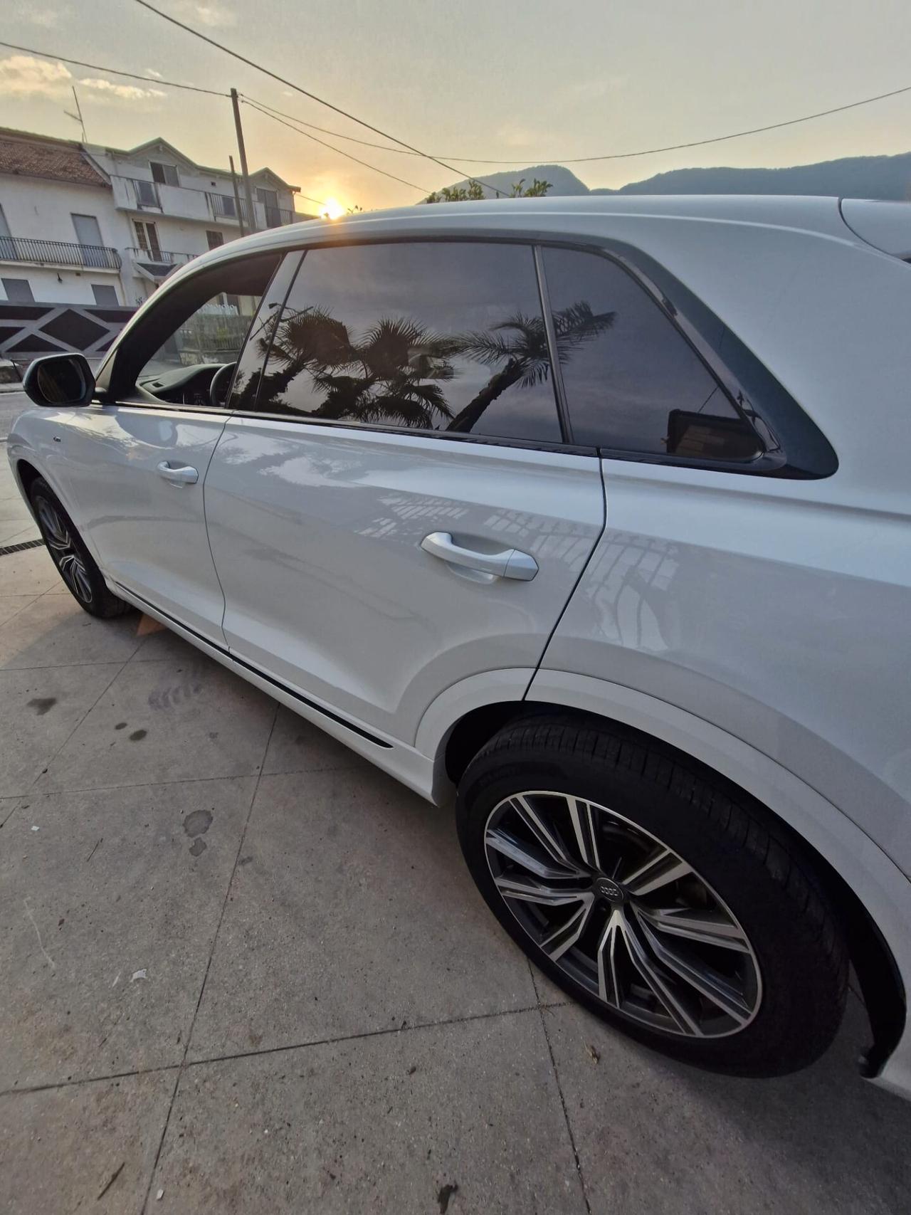 Audi Q8 50 TDI 286 CV quattro tiptronic Sport