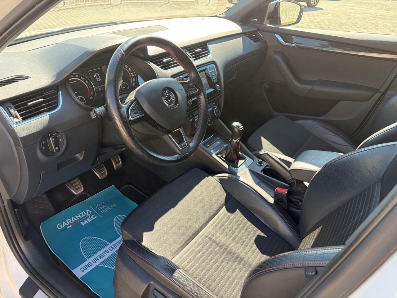 Skoda Octavia 2.0 TDI Wagon RS - 2013 “Bellissima”