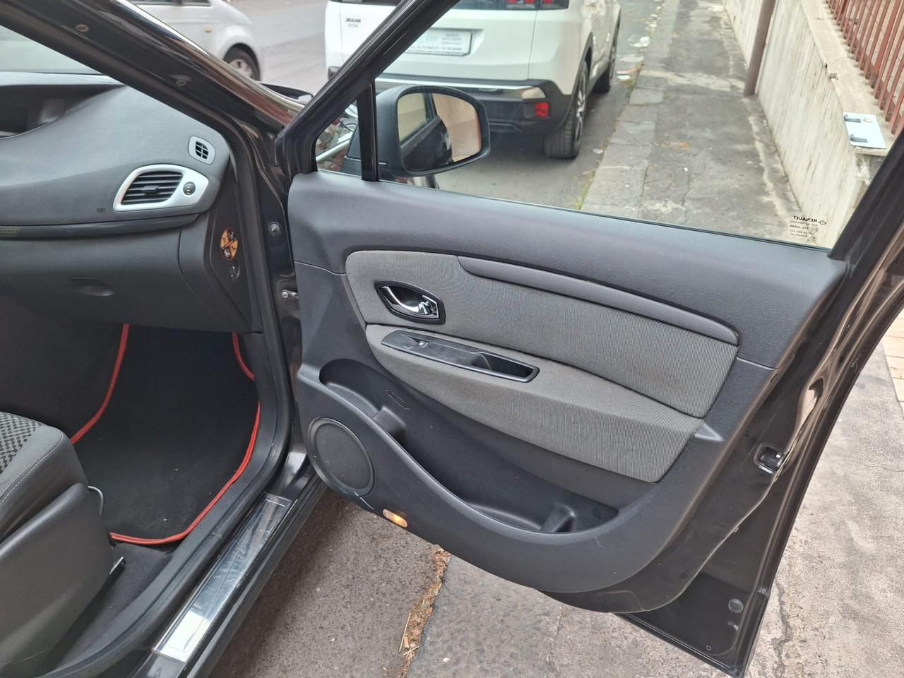 Renault Scenic Scénic 1.5 dCi 110CV Dynamique