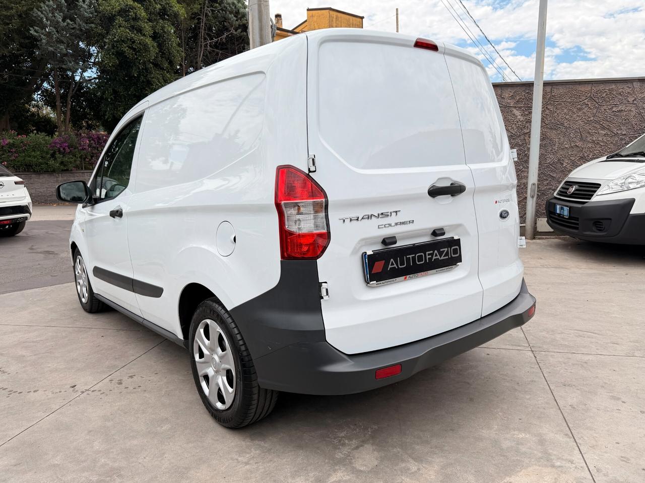 Ford Transit Courier 1.5 TDCi 75CV Van Trend