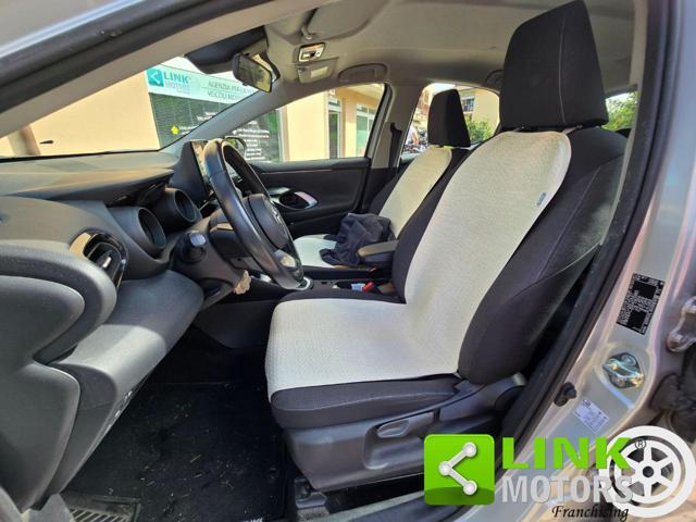 TOYOTA Yaris 1.5 Hybrid CVT Trend