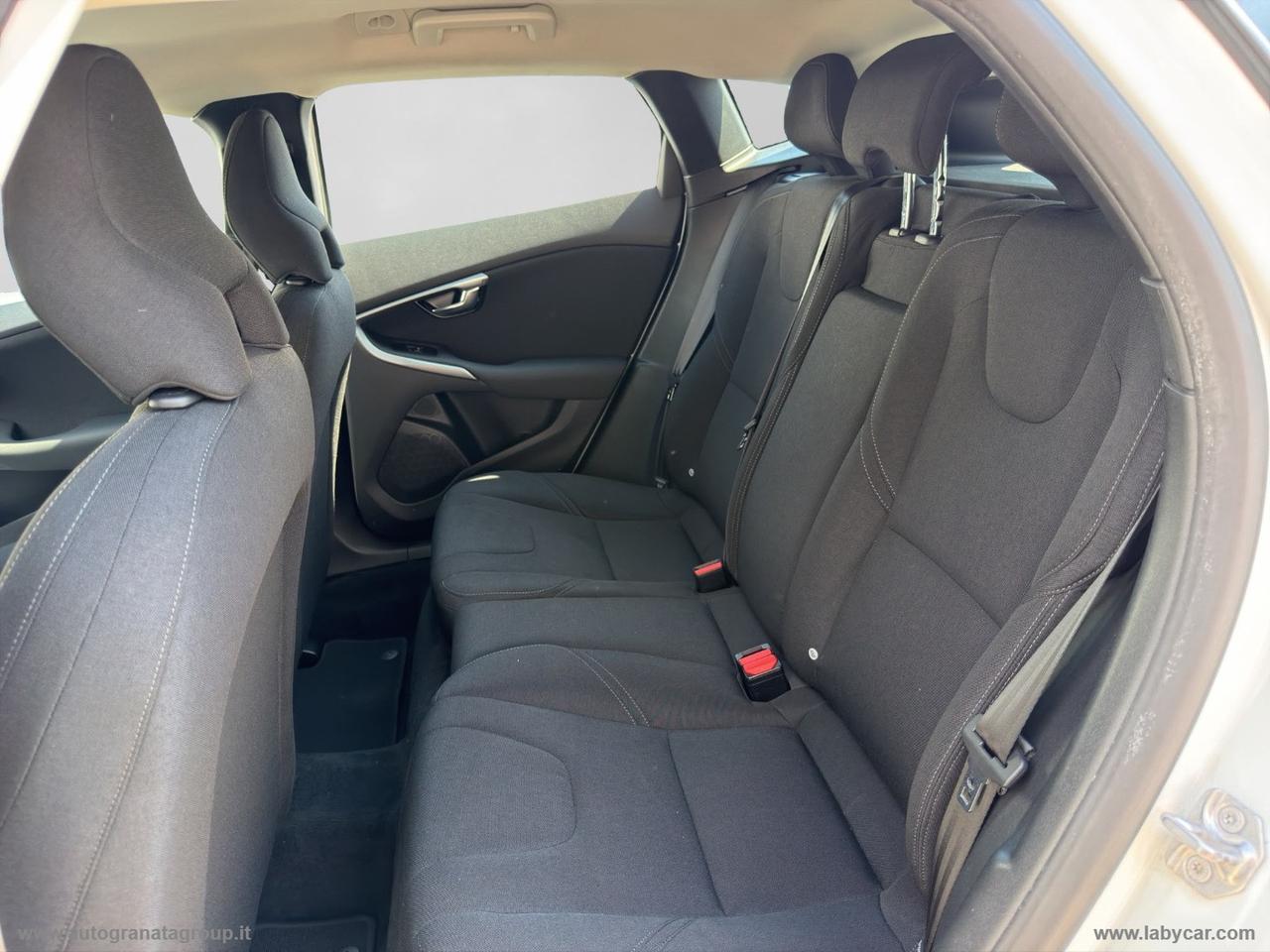 VOLVO V40 D2 Momentum BELLA AFFARE VERO!