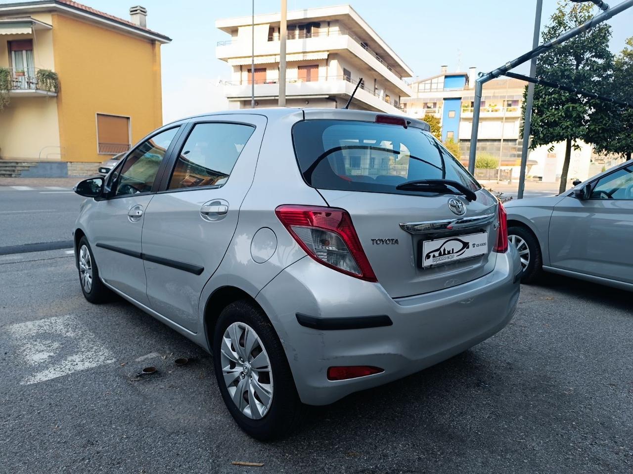 Toyota Yaris 1.3 5 porte Style RETROCAMERA BLUETOOTH