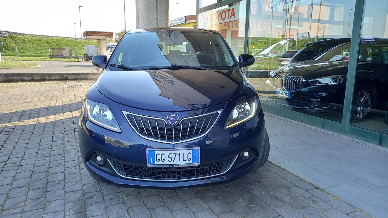Lancia Ypsilon 1.0 FireFly 5 porte S&S Hybrid Ecochic Gold