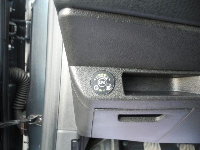 RENAULT Clio TCe 100cv GPL 5p. Zen -OK NEOPATENTATI- PRONTO USO