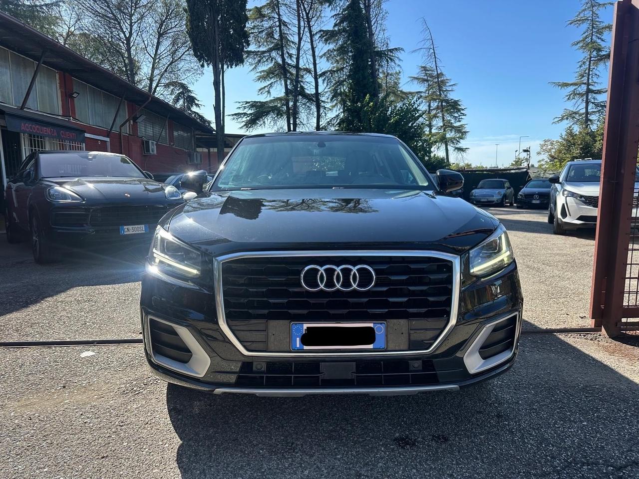 Audi Q2 30 TDI Admired fari led *promo*