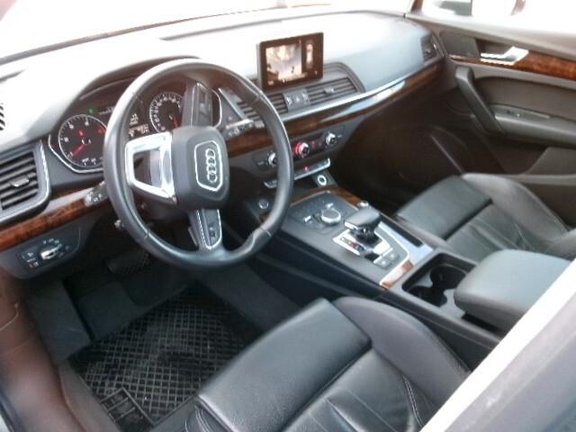 Audi Q5 2.0 TDI quattro S tronic Business Sport