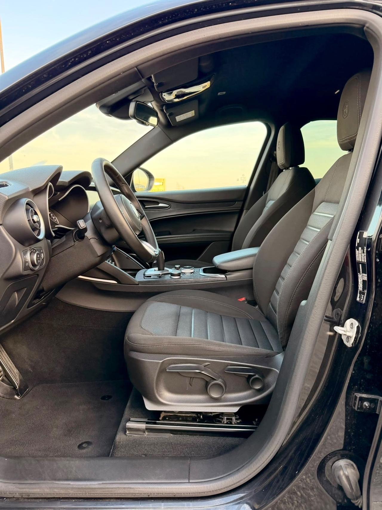 Alfa Romeo Stelvio 2.2 Turbodiesel 190 CV AT8 Q4 Sprint TotalBlack