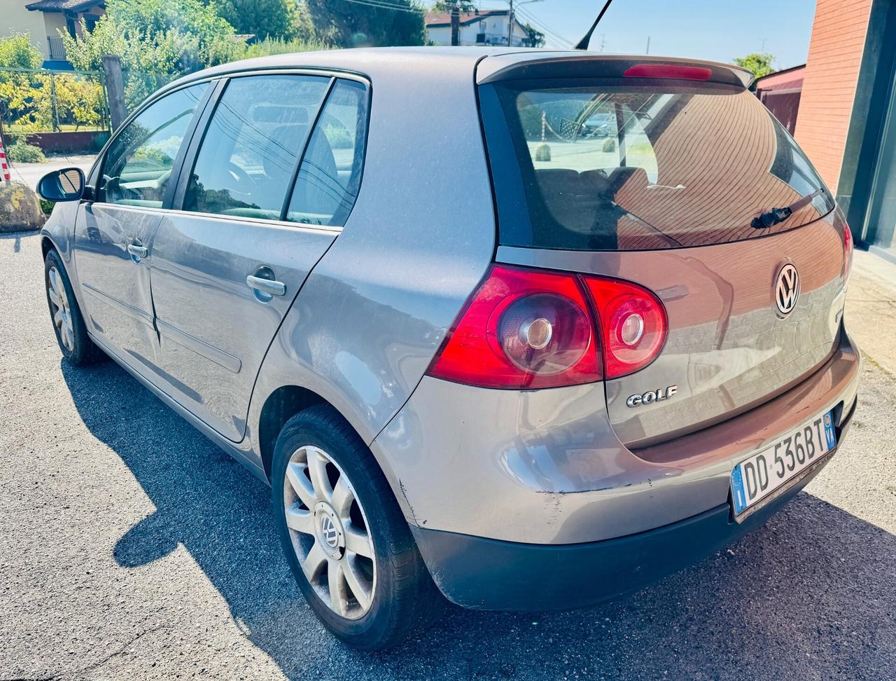 Volkswagen Golf 1.9 TDI 5p. Sportline Ltd