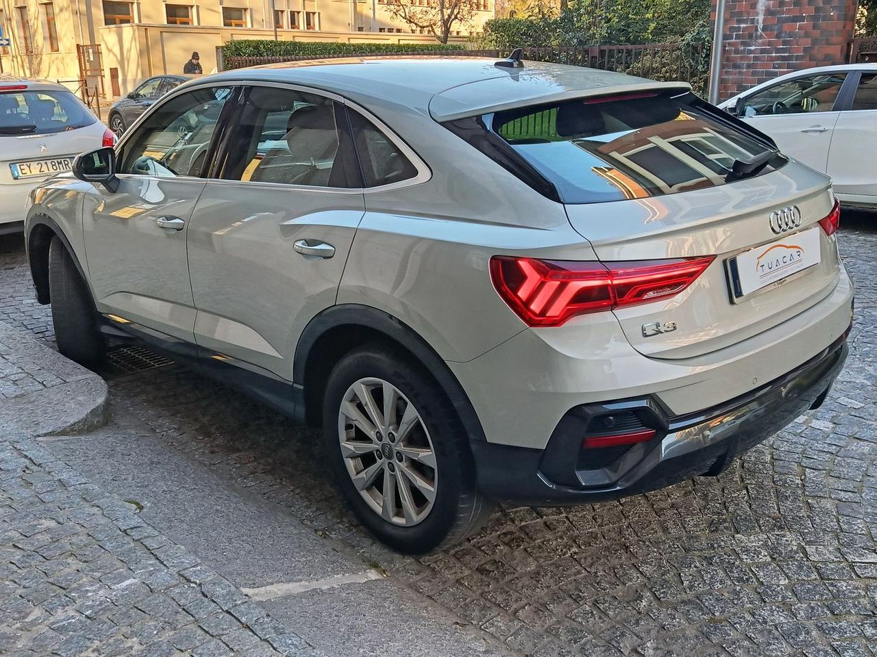 Audi Q3 Business Plus 2.0 35 TDI #8094