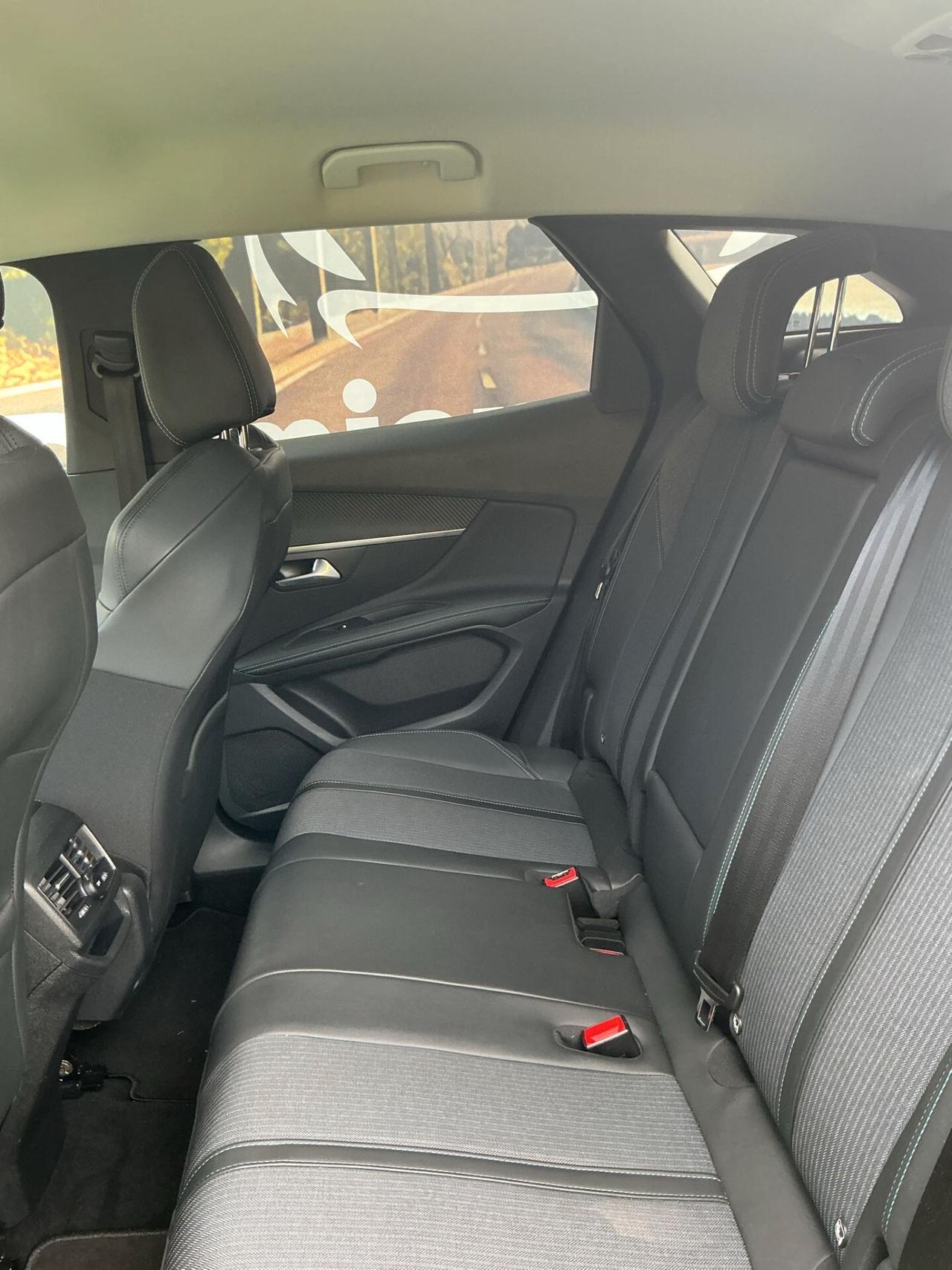 Peugeot 3008 S&S Allure Pack