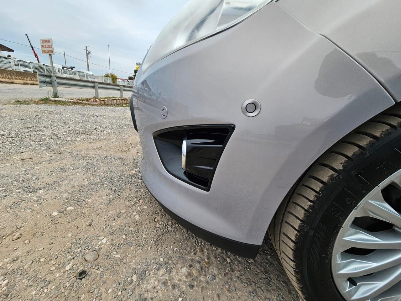 Ford C-Max 1.6 TDCi 110 CV Titanium DPF