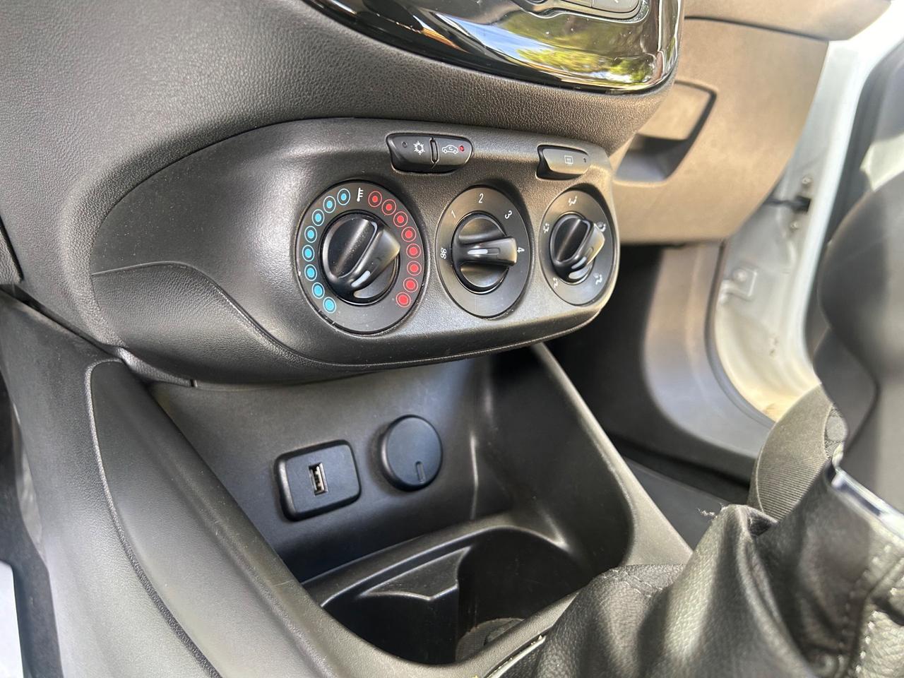 Opel Corsa 1.4 90CV GPL Tech 5 porte 120 Anniversary