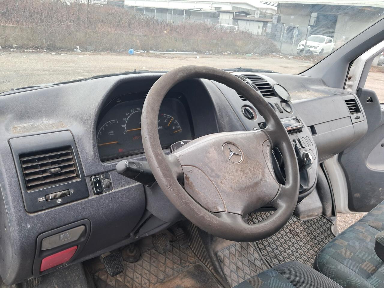 VITO 112 cdi GANCIO TRAINO